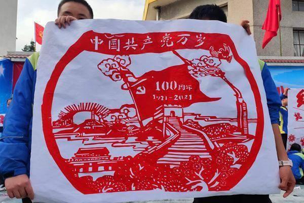 打工装扮娃娃屋